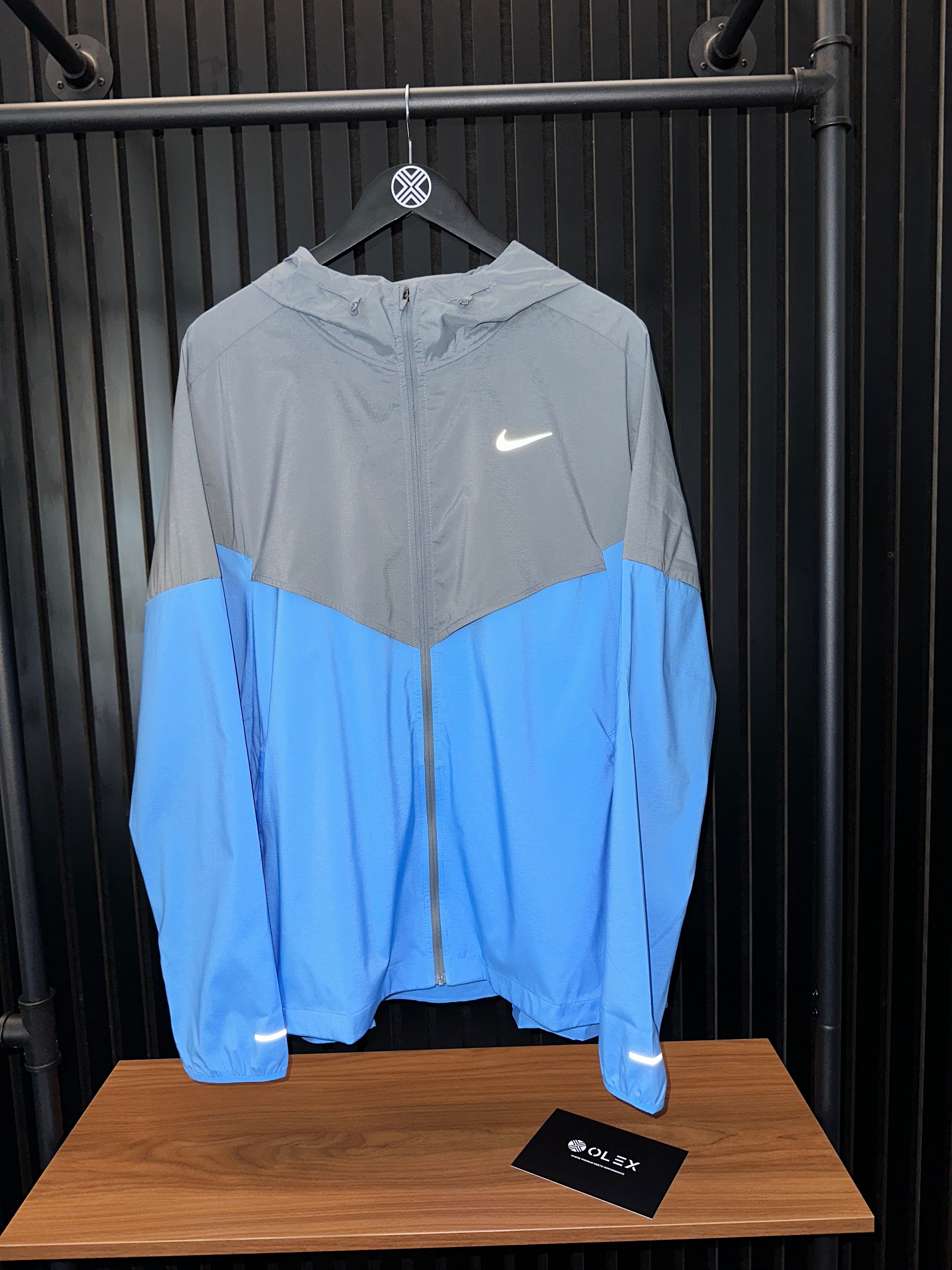 UV WINDRUNNER JACKET ‘UNI BLUE/GREY’
