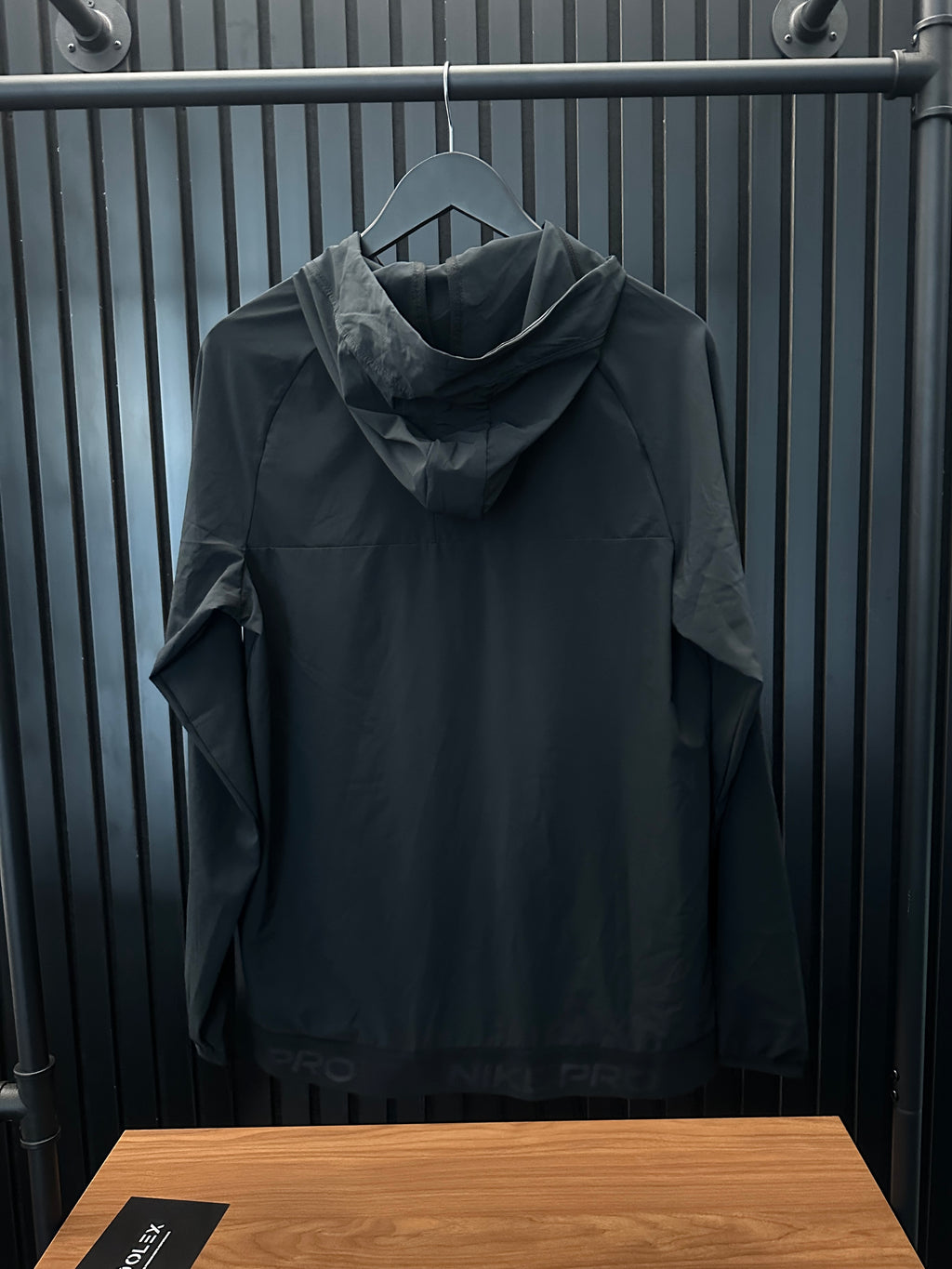 NIKE PRO VENT WINDRUNNER JACKET BLACK