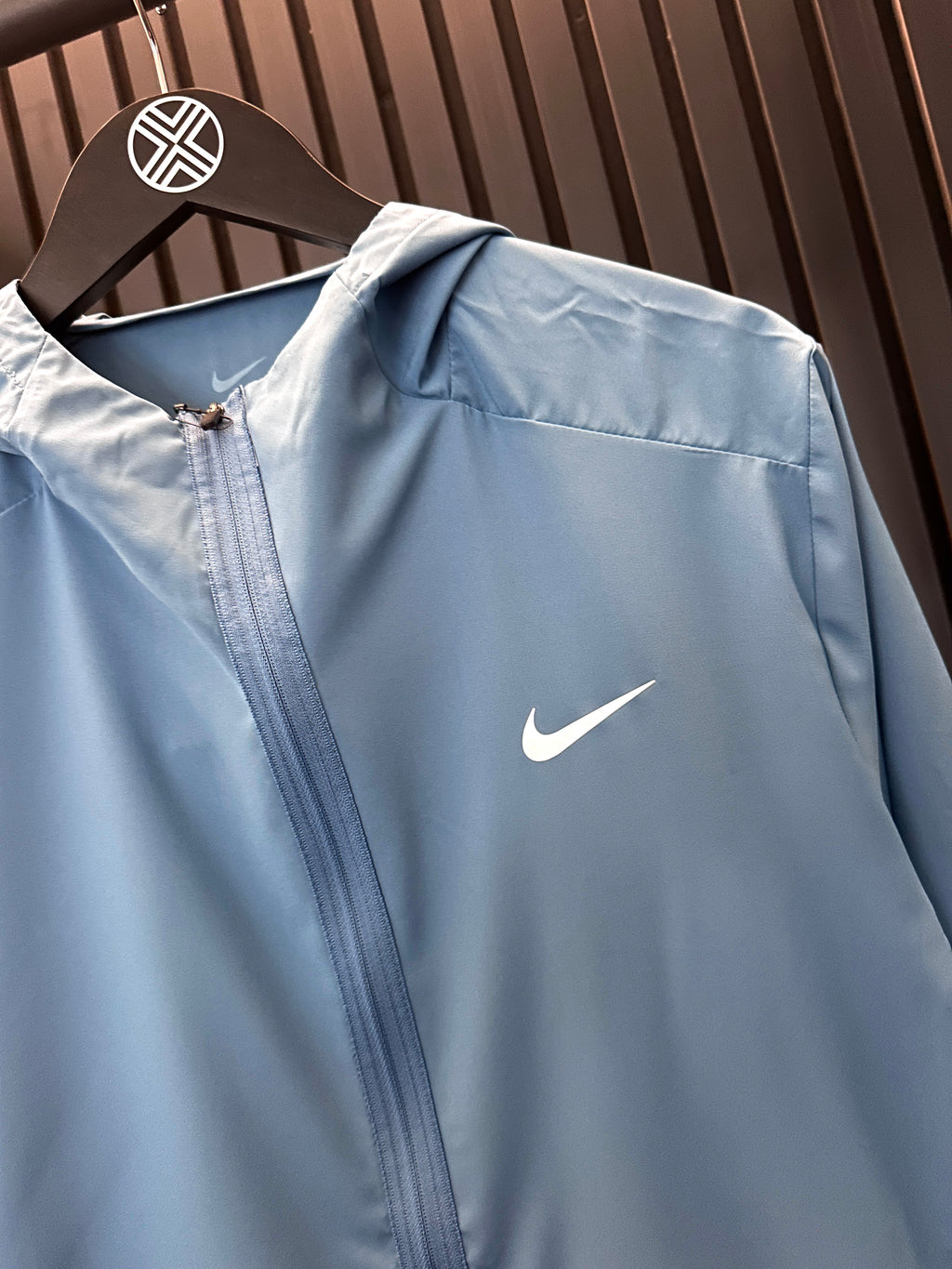 NIKE FORM WINDRUNNER JACKET BLUE