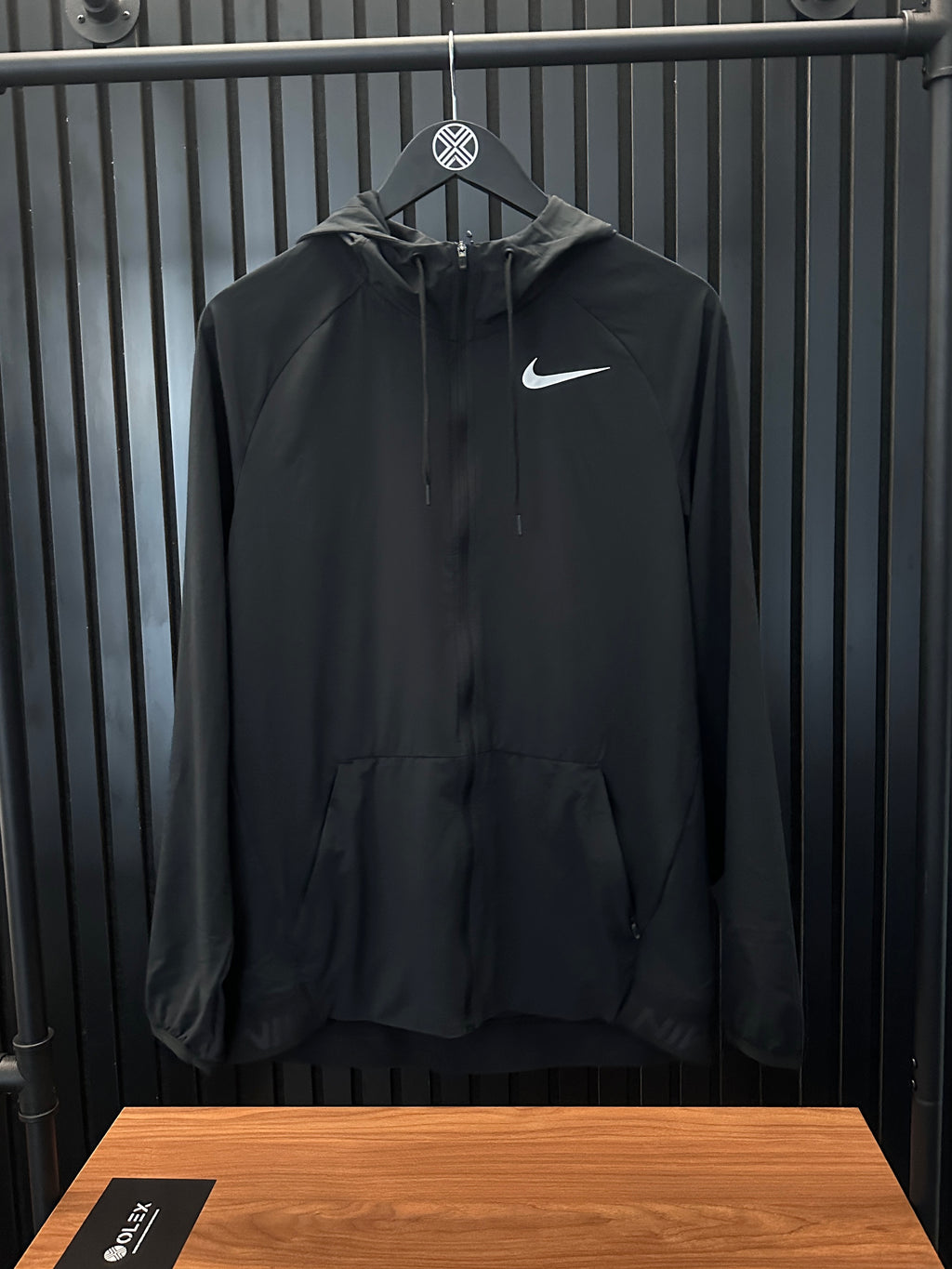 NIKE PRO VENT WINDRUNNER JACKET BLACK