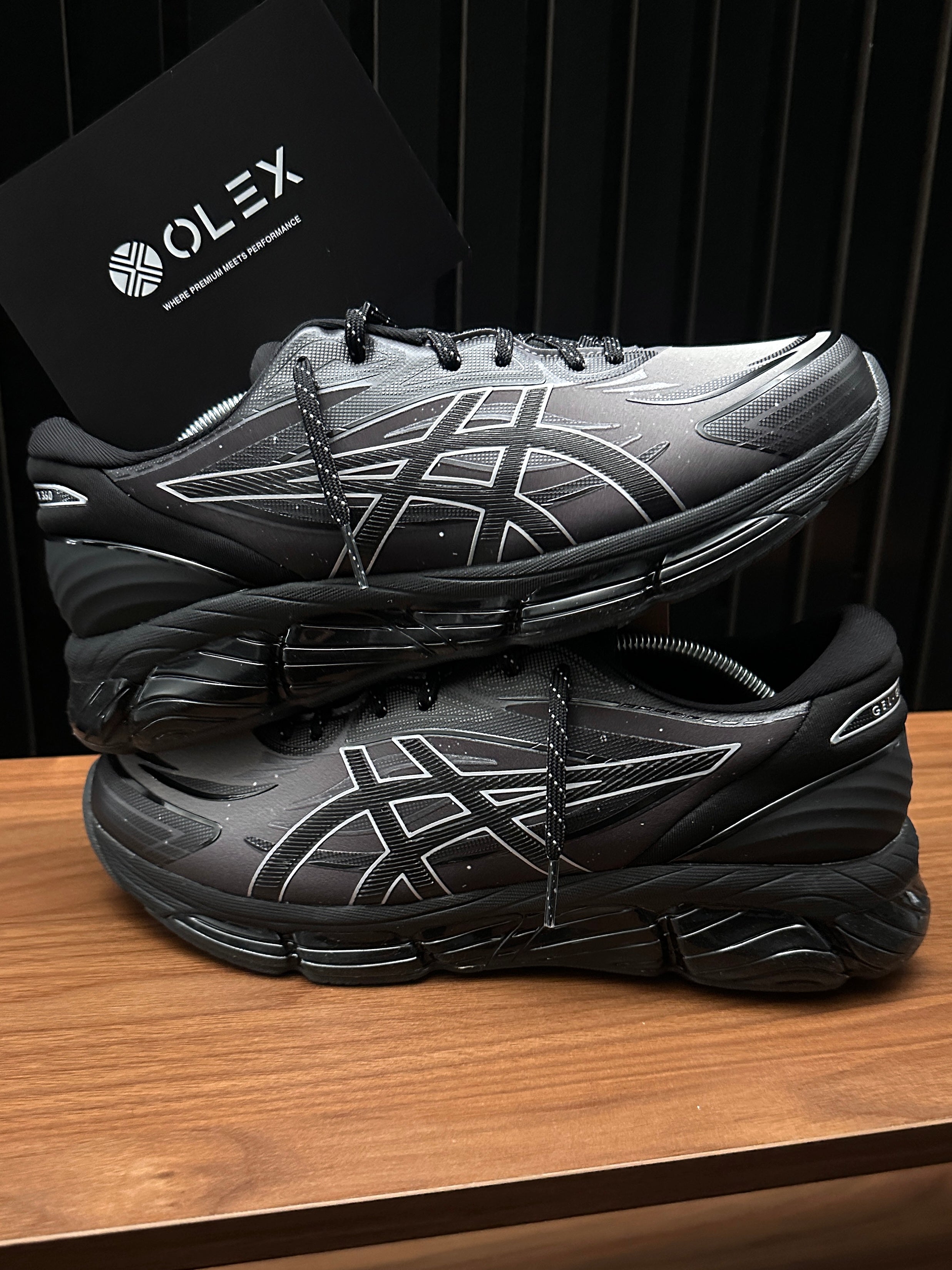 GEL 360 ‘BLACK/GREY’