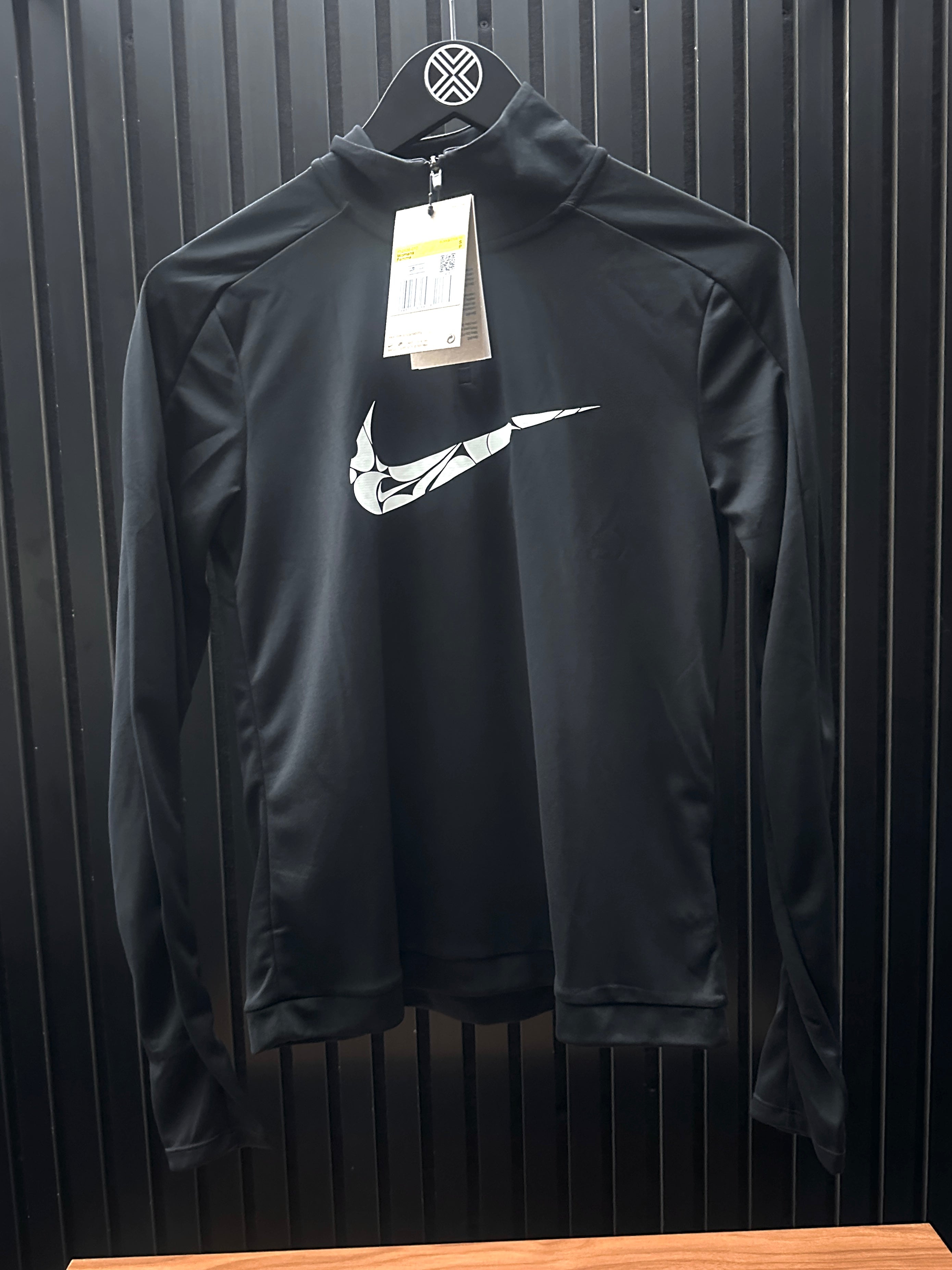 WOMENS SWOOSH HALF ZIP ‘BLACK/WHITE’