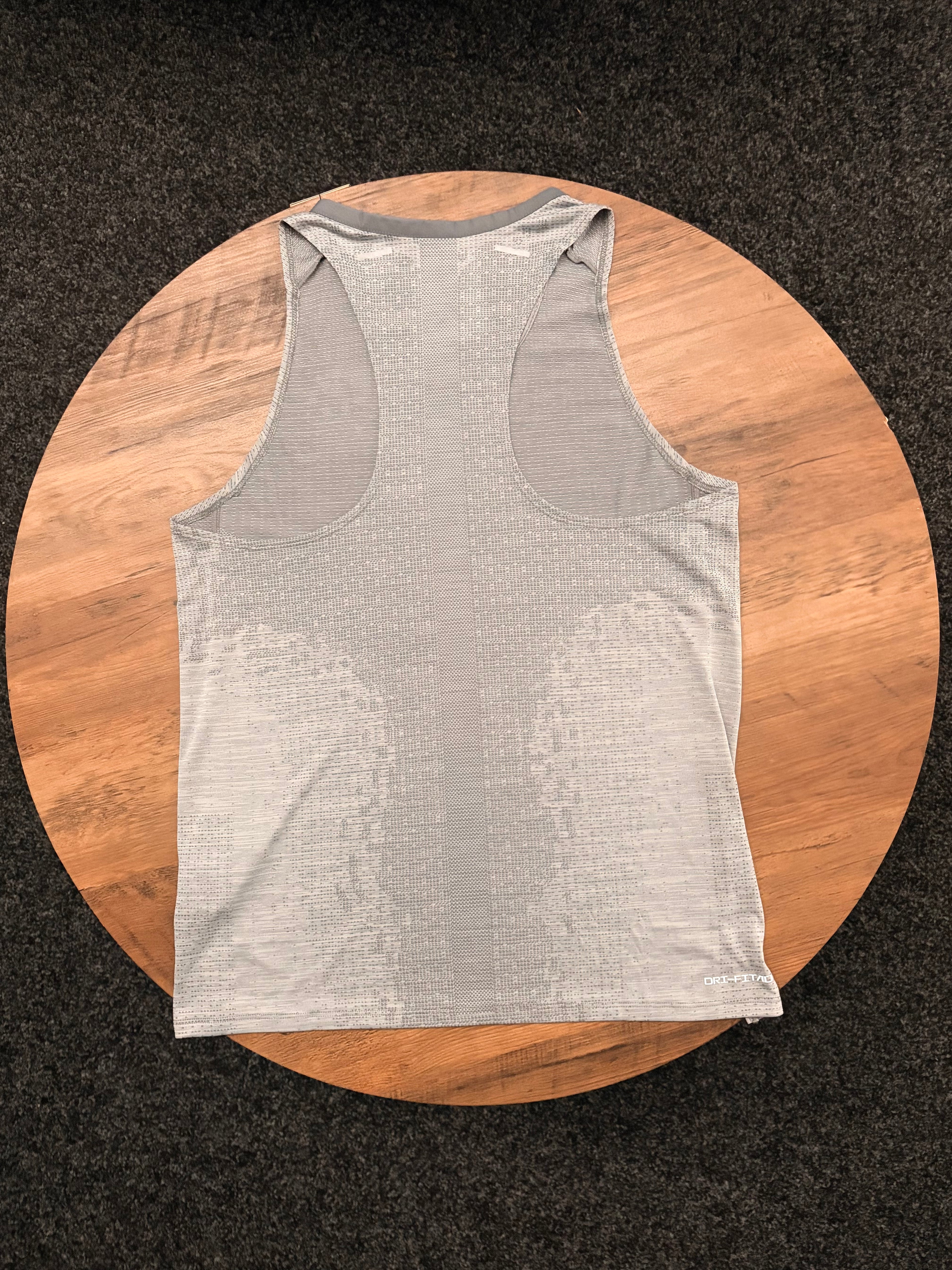 NIKE TECHKNIT ULTRA VEST IRON GREY