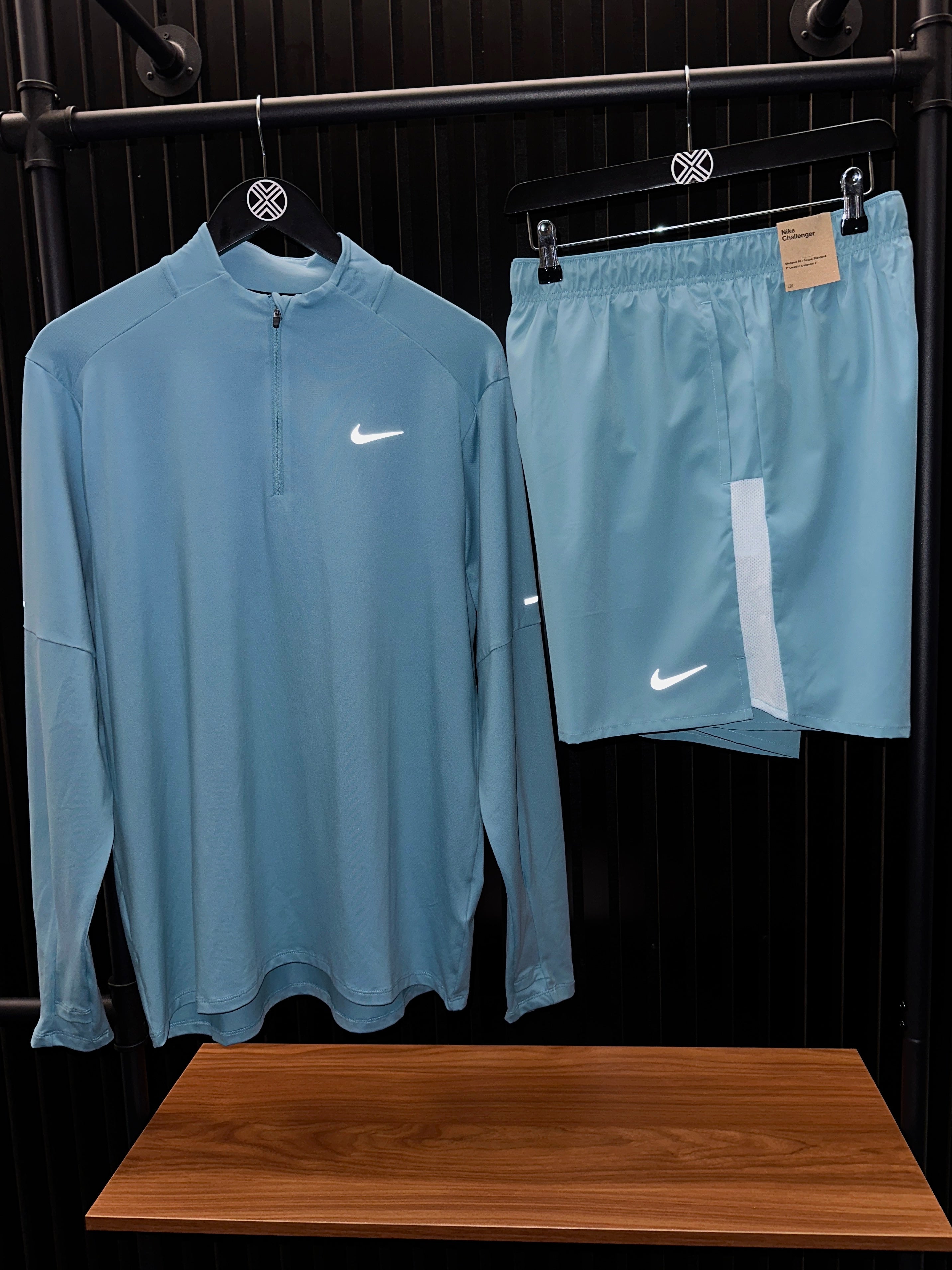NIKE ELEMENT HALF ZIP & CHALLENGER SET DENIM TURQUOISE