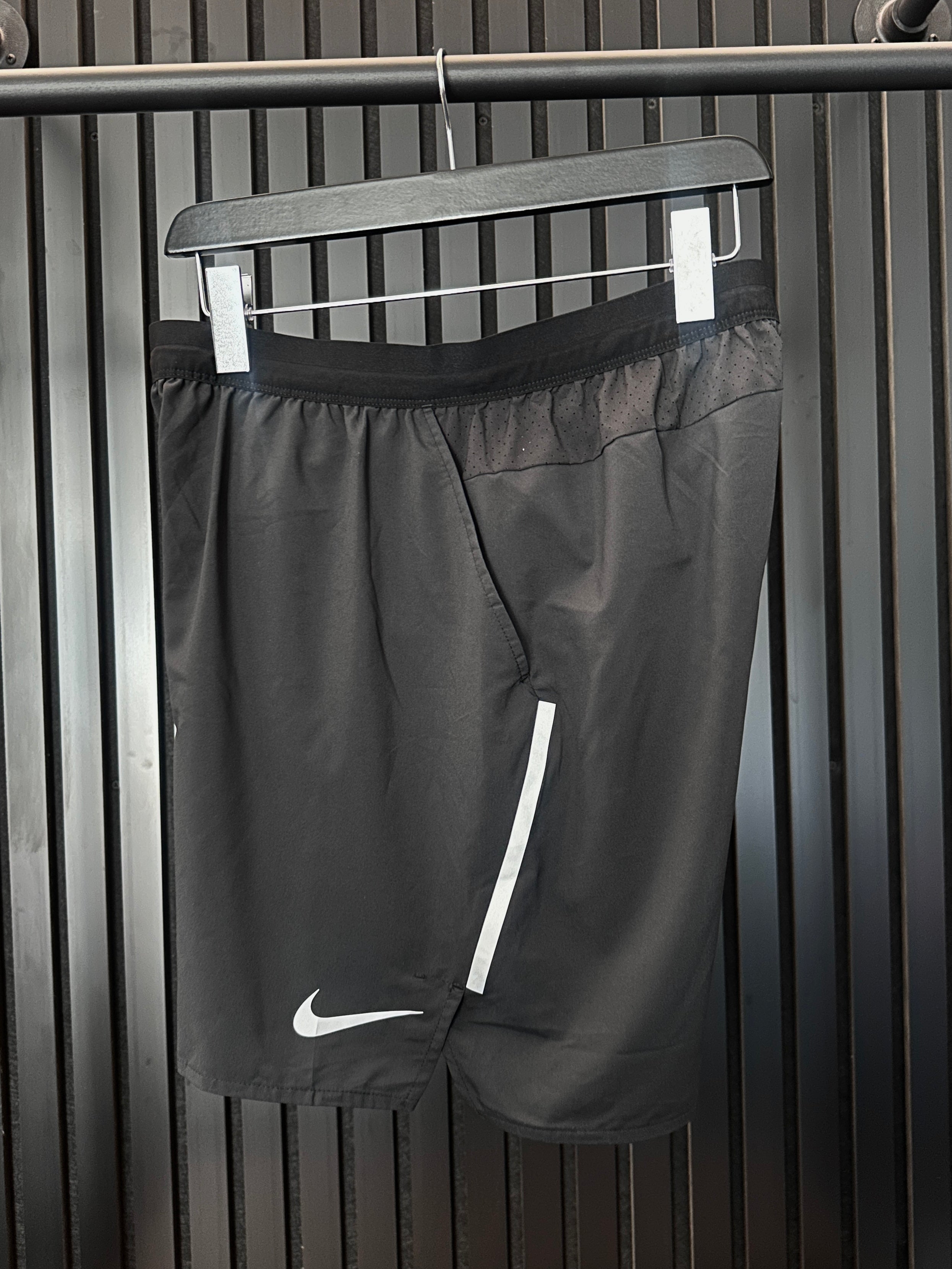 NIKE 2016 FLEX STRIDE BLACK