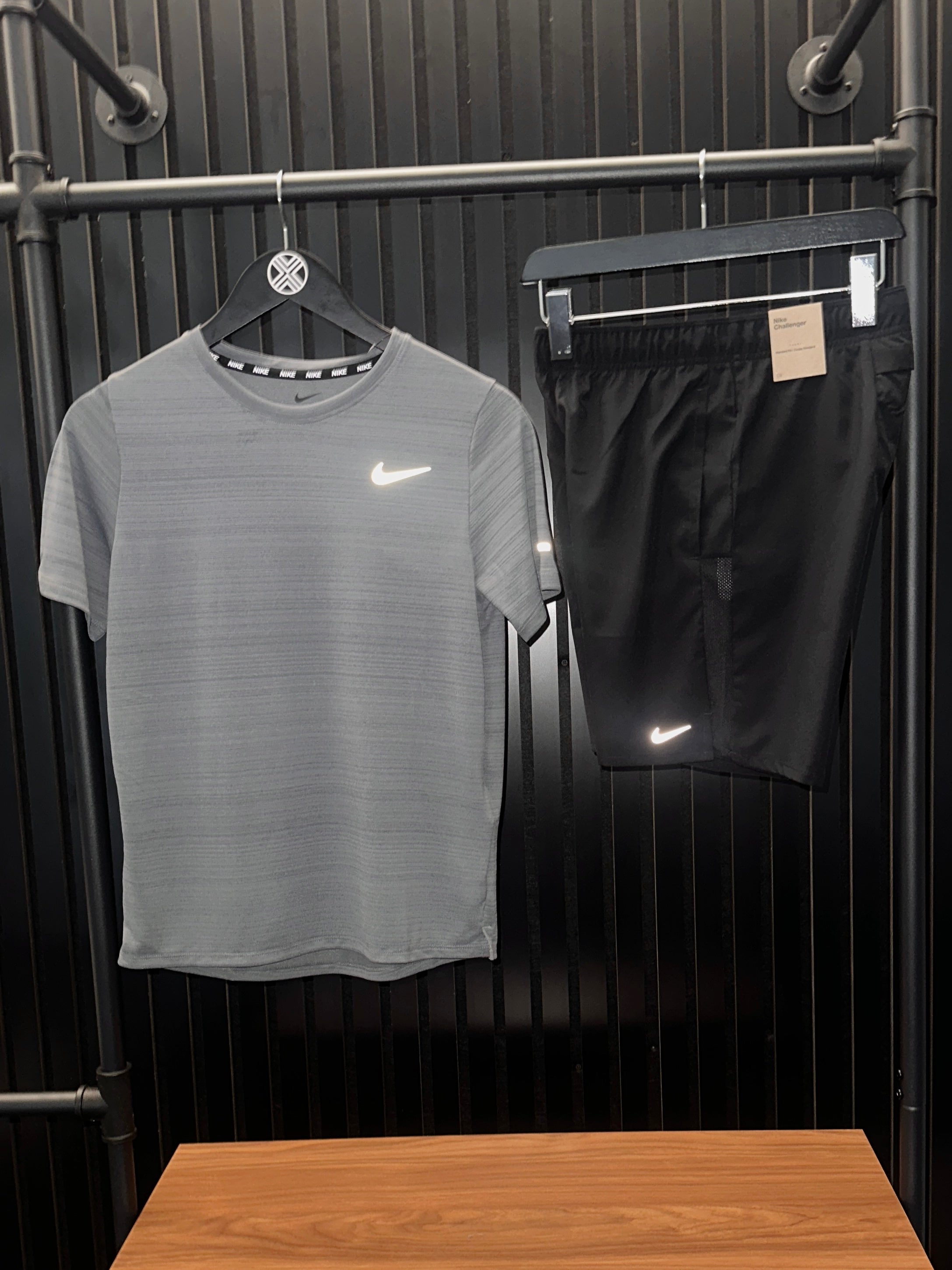 NIKE JUNIOR MILER x CHALLENGER SET BLACK/GREY