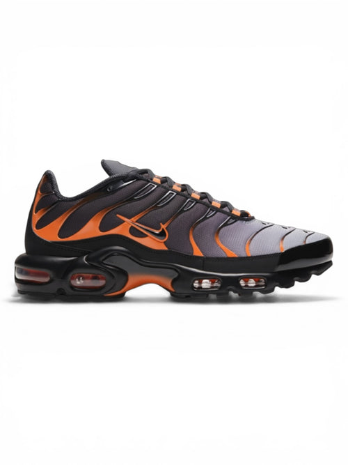 *PRE OWNED* NIKE AIR MAX PLUS TN ORANGE DRACULA